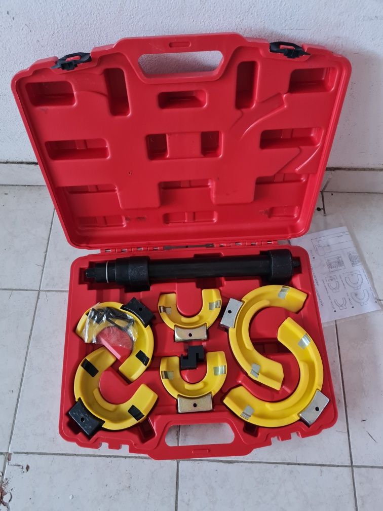 Kit Extracao e Compressão de Molas e Amortecedores Novo

130 €