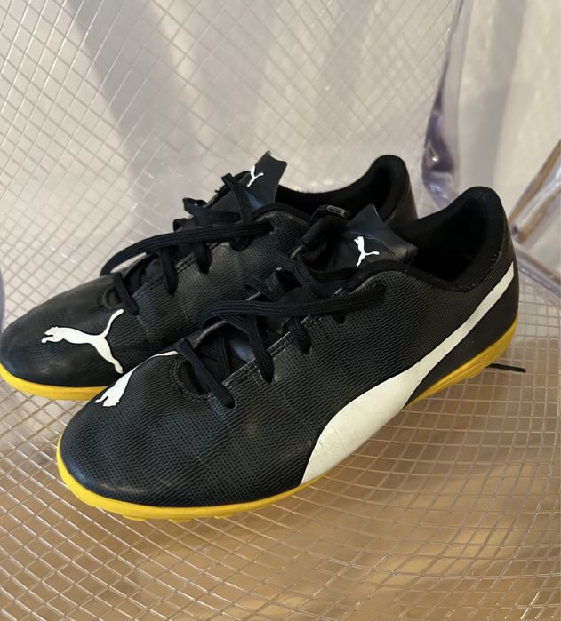 Buty sportowe halowki