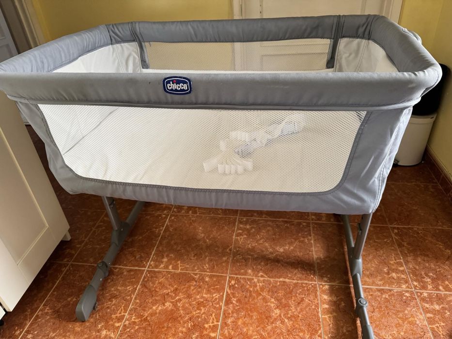 Berço de bebe chicco