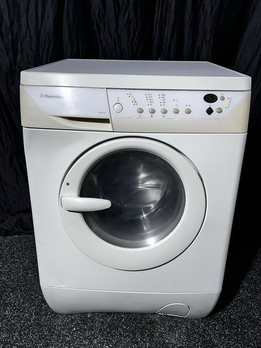 7 кг 1000 об огромная стиральная машина ELECTROLUX ewn1030. Доставка