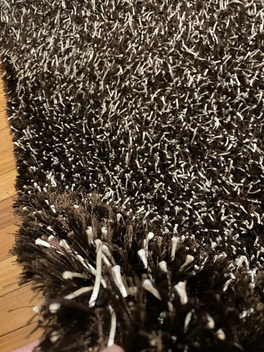 Carpete castanha/bege