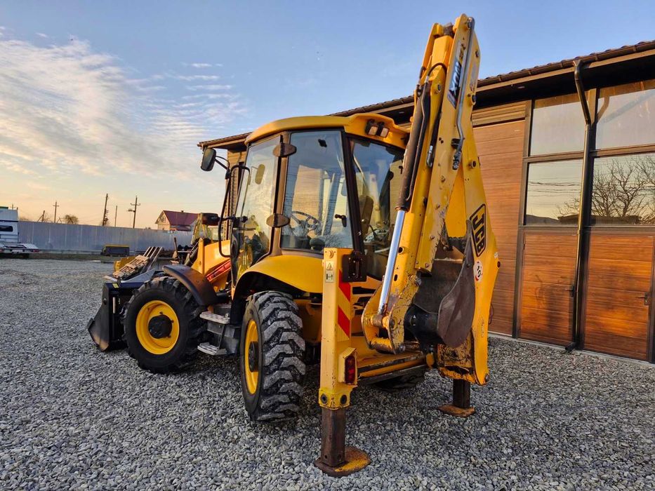 екскаватор навантажувач JCB 3cx