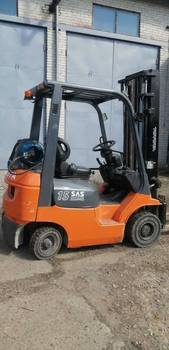 Навантажувач Toyota 7FGF15  1.5 т на 3.7 м.газ/бенз сайшифт