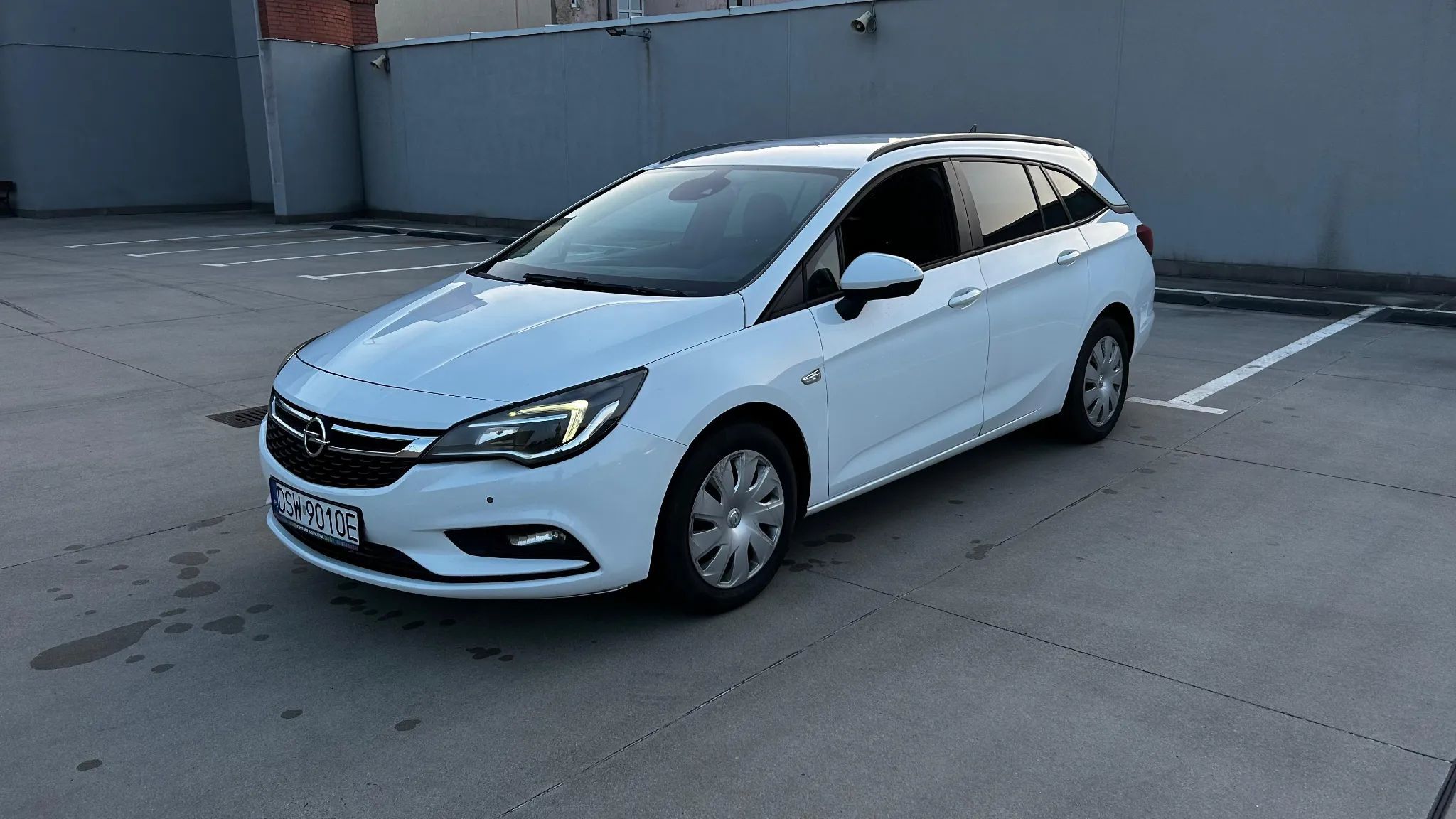 Opel Astra 1 właściciel, hak, webasto, bogate wyposażenie
