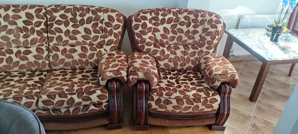 Wypoczynek dwa fotele + sofa z możliwością spania