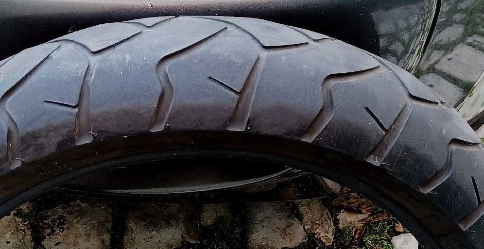 Pneu da frente Bridgestone Battle Wing BW501 para NC 750X