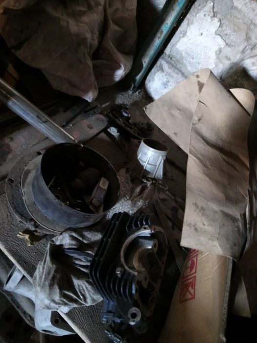 Продам запчастини на мотор мотоцикла