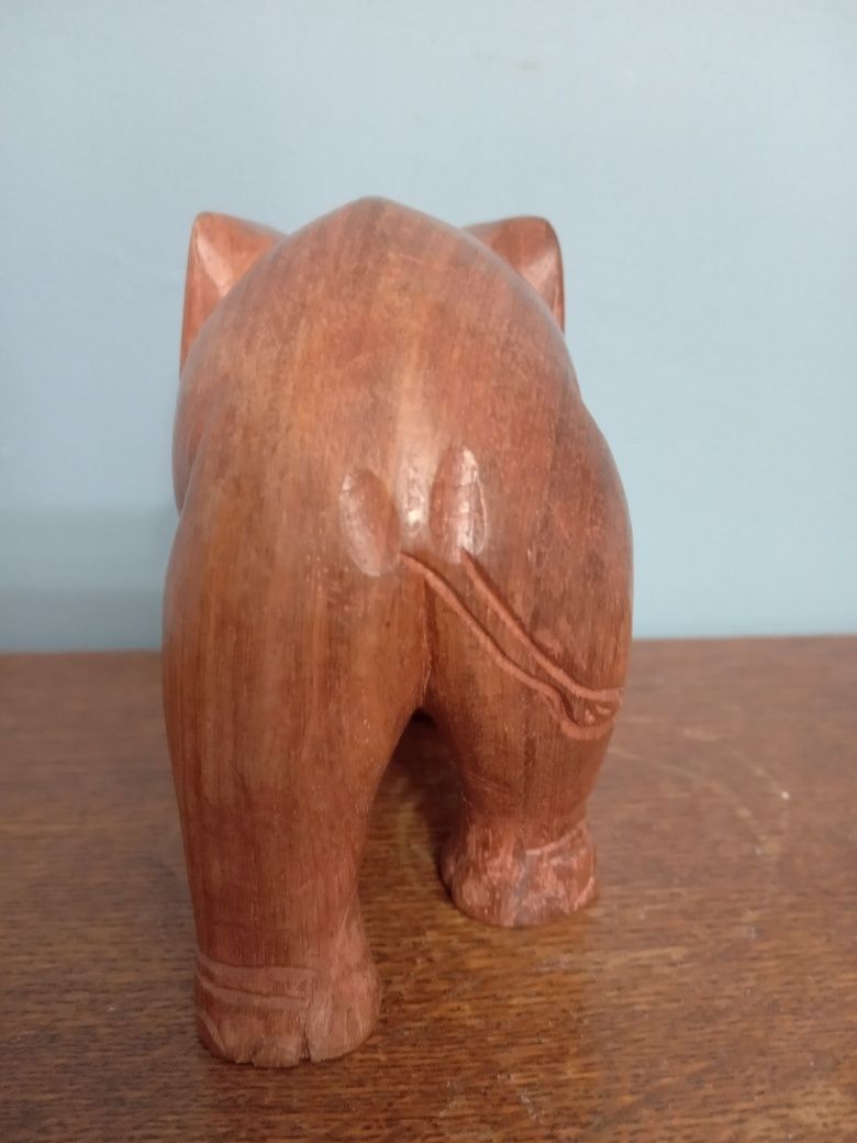 Rzeźba drewniana słoń