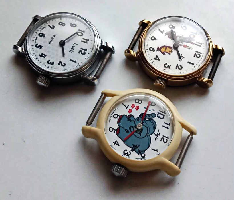Часы детские механические ЛУЧ СССР цыпленок и заяц, слоненок