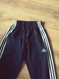 Dresy Adidas damskie proste czarno biale M