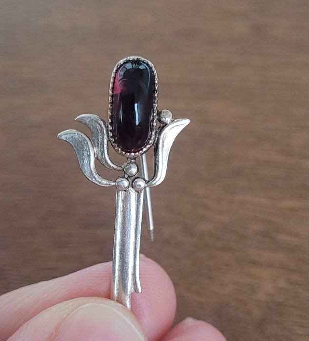 Винтажная брошь с ониксом_мельхиор