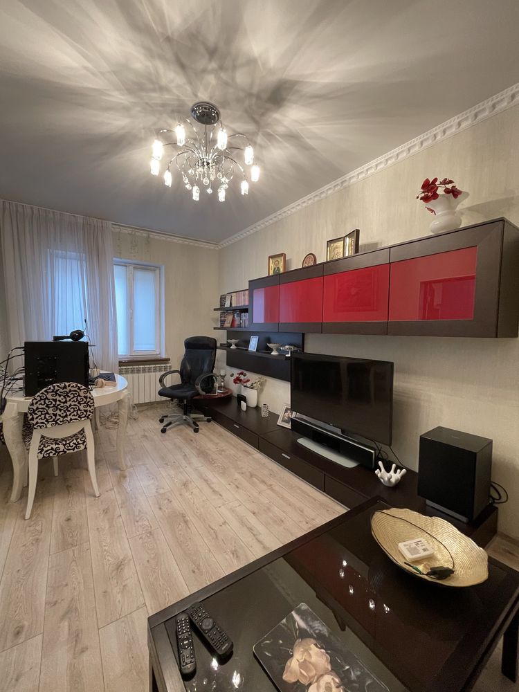Продажа дома в самом центре Чкалова /Мариупольская