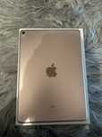 Sprzedam różowy ipad pro 9.7 128gb