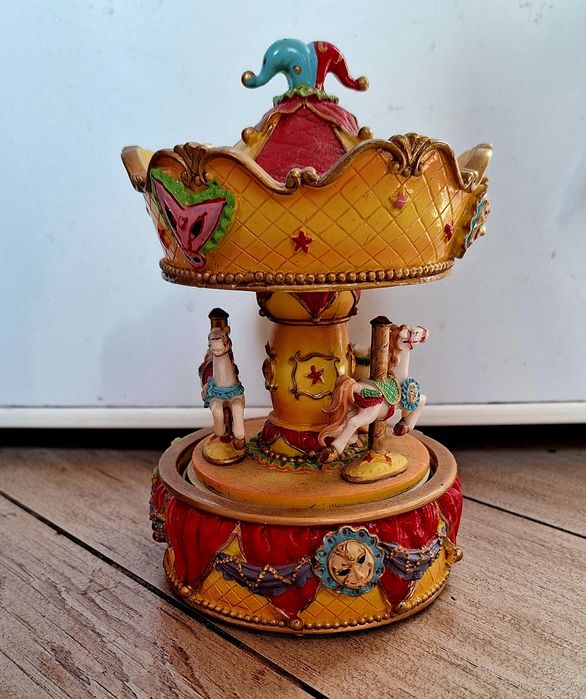 Карусель музыкальная