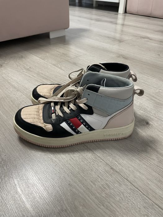 Тоmmy Hilfiger кеди 37 р