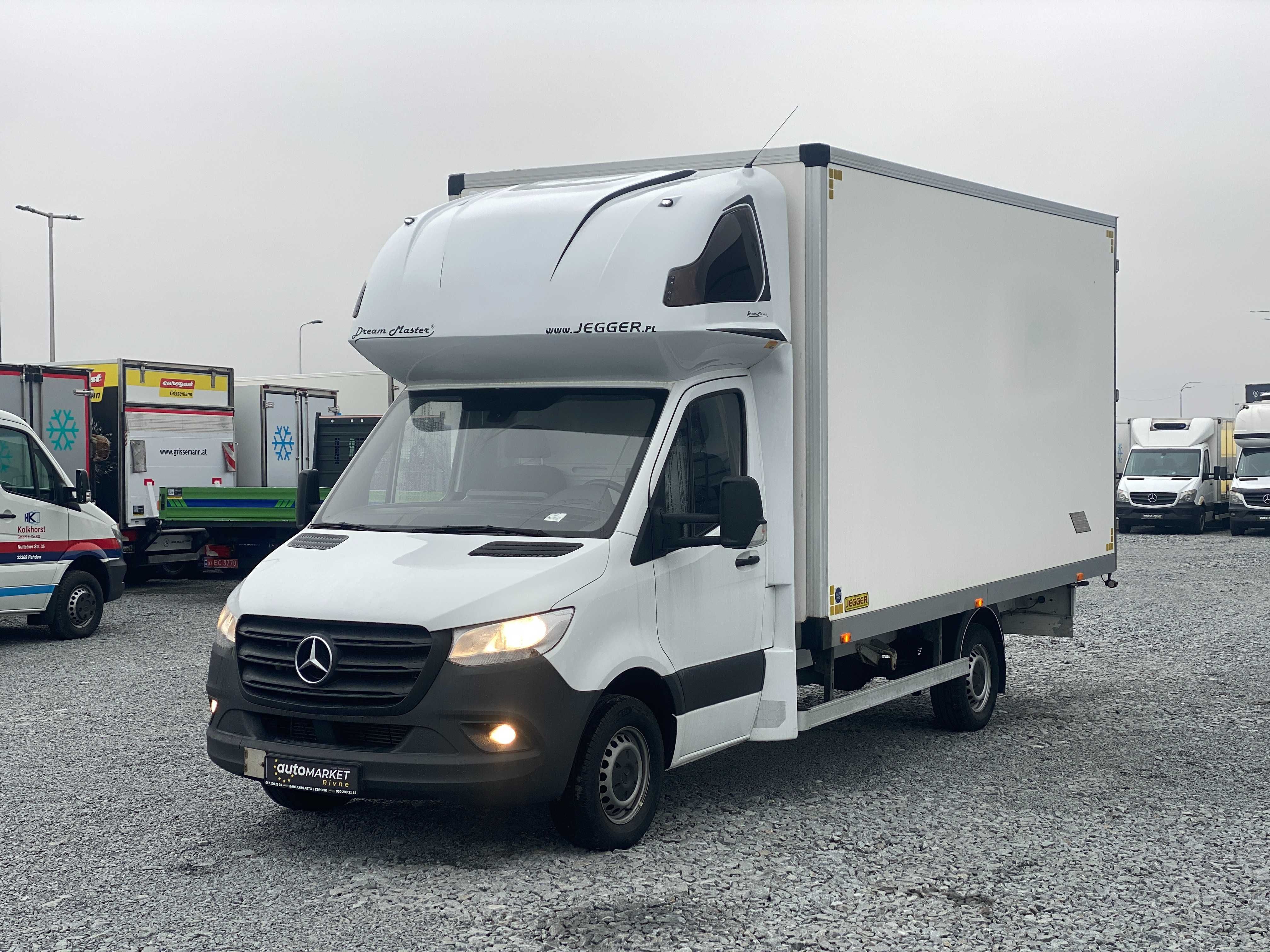 Mercedes-Benz Sprinter 2020 319 10 PALET