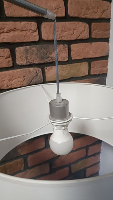 Lampa z regulacją