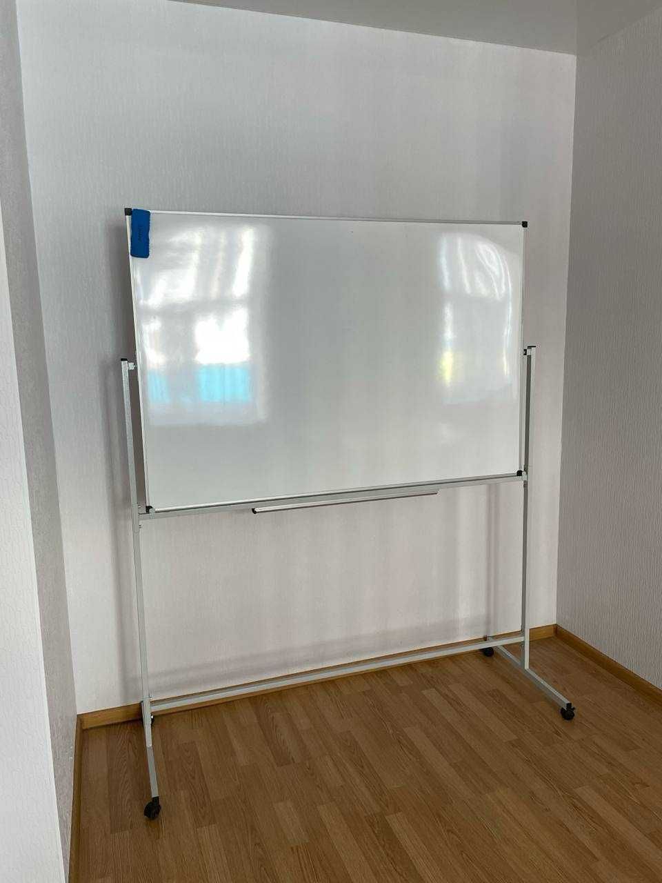 Маркерна магнітна 2х стороння дошка(whiteboard) 100/150см на колесах