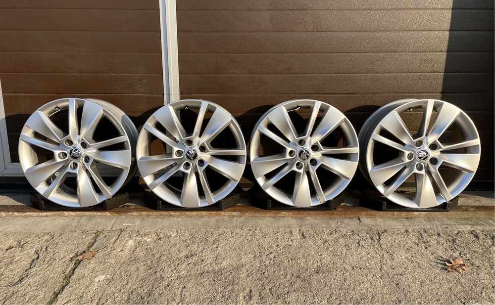 4x felgi aluminiowe 5x112 r18 et45 7J Alufelgi Oryginał Skoda 18”