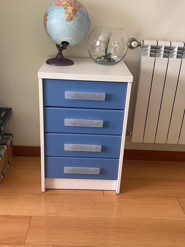 Quarto como novo - vendo só a dinheiro