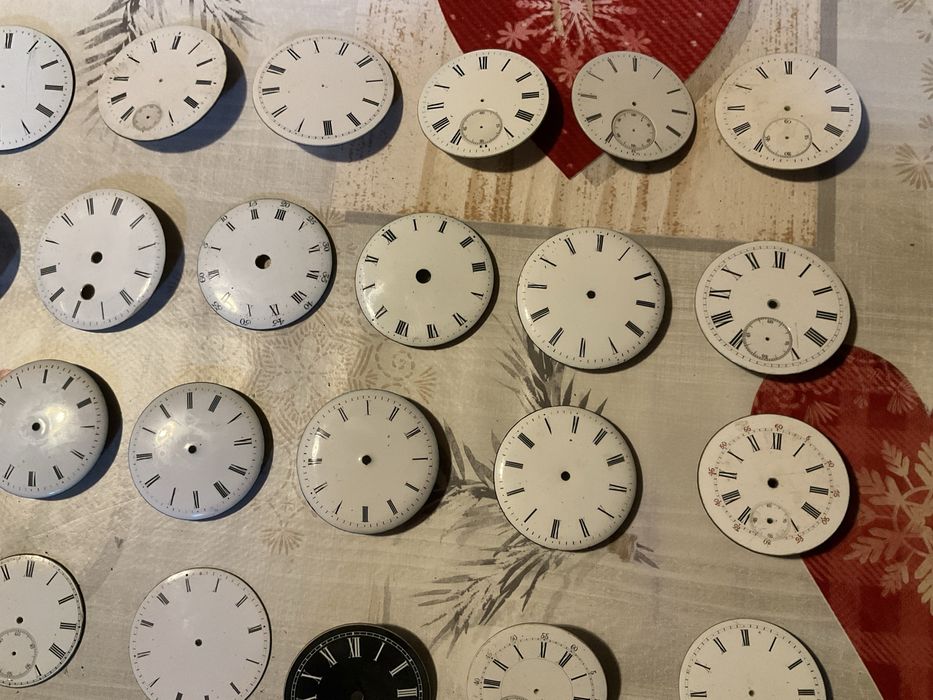 Lote de 42 mostadores para relogios