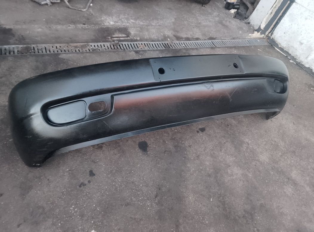 VW T4 Zderzak przód model przed liftingiem ładny stan