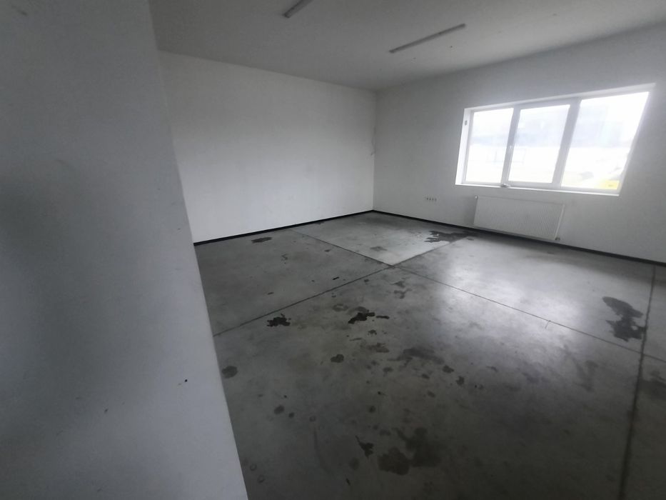 Приміщення Приміщеня для магазину або офісу в Пустомитах