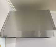 Hotte em inox, com filtro.