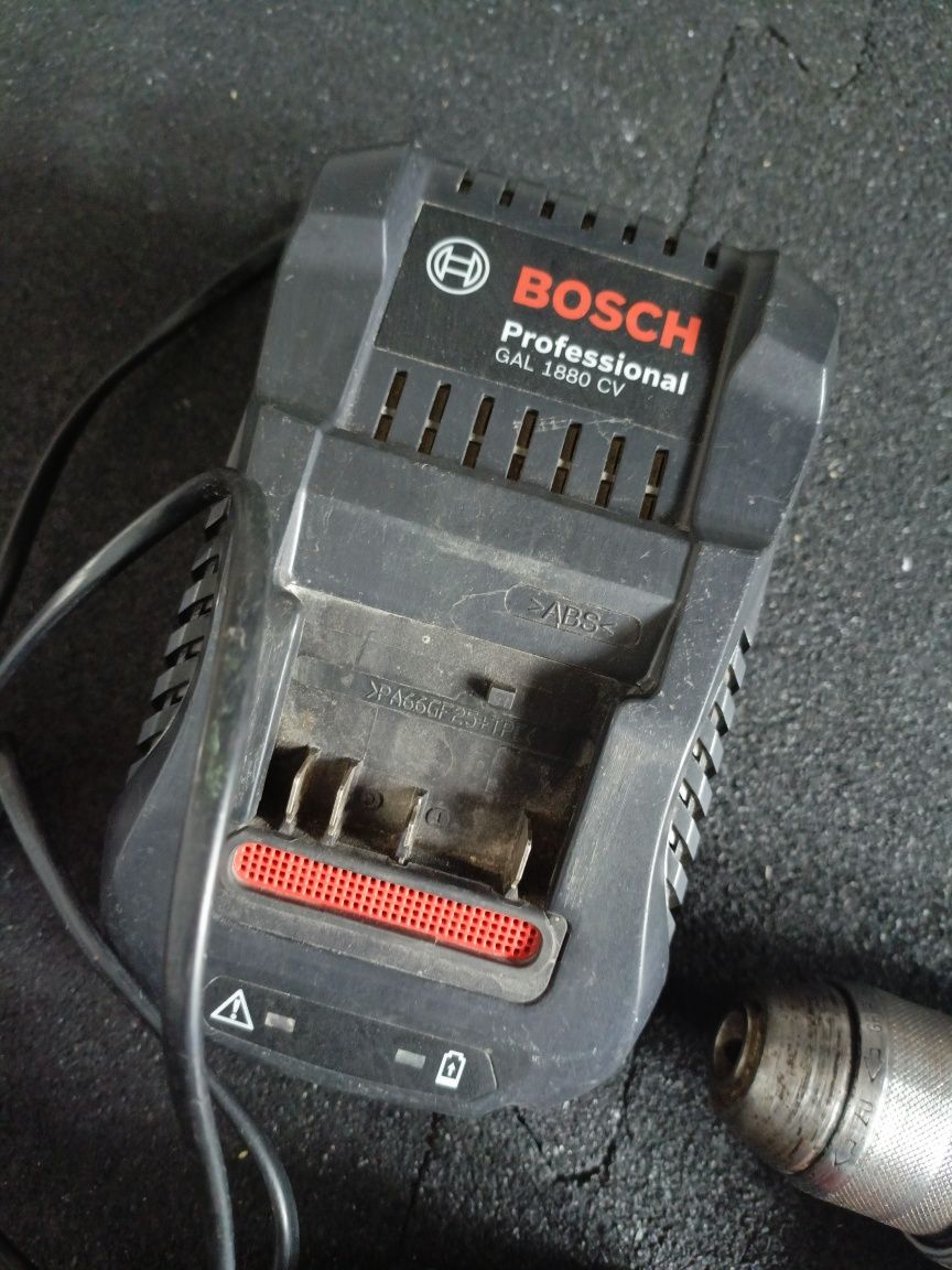 Wkrętarka akumulatorowa Bosch GSR 18V-28 Professional akumulator