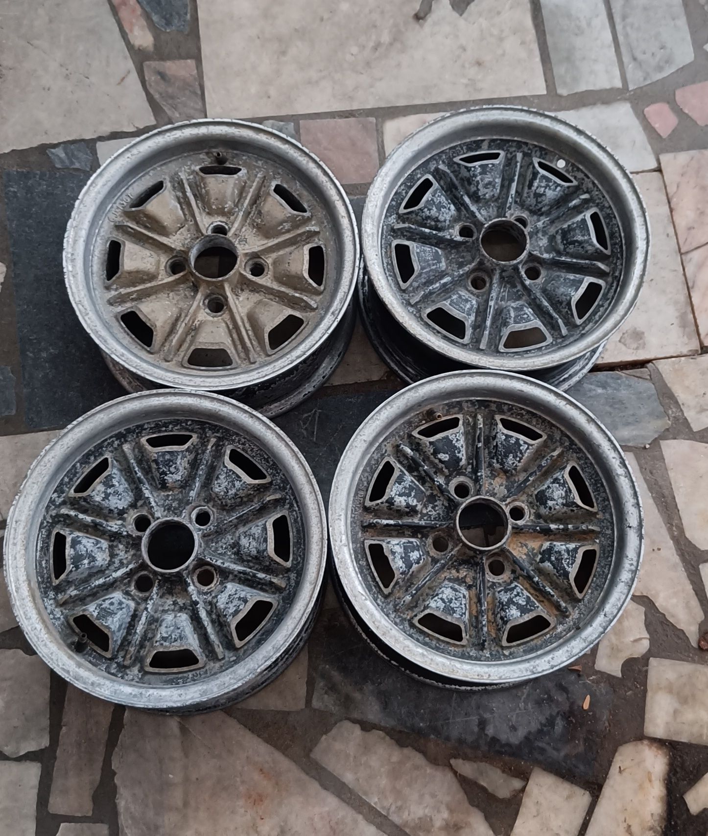 Jantes 4x100 R13 antigas