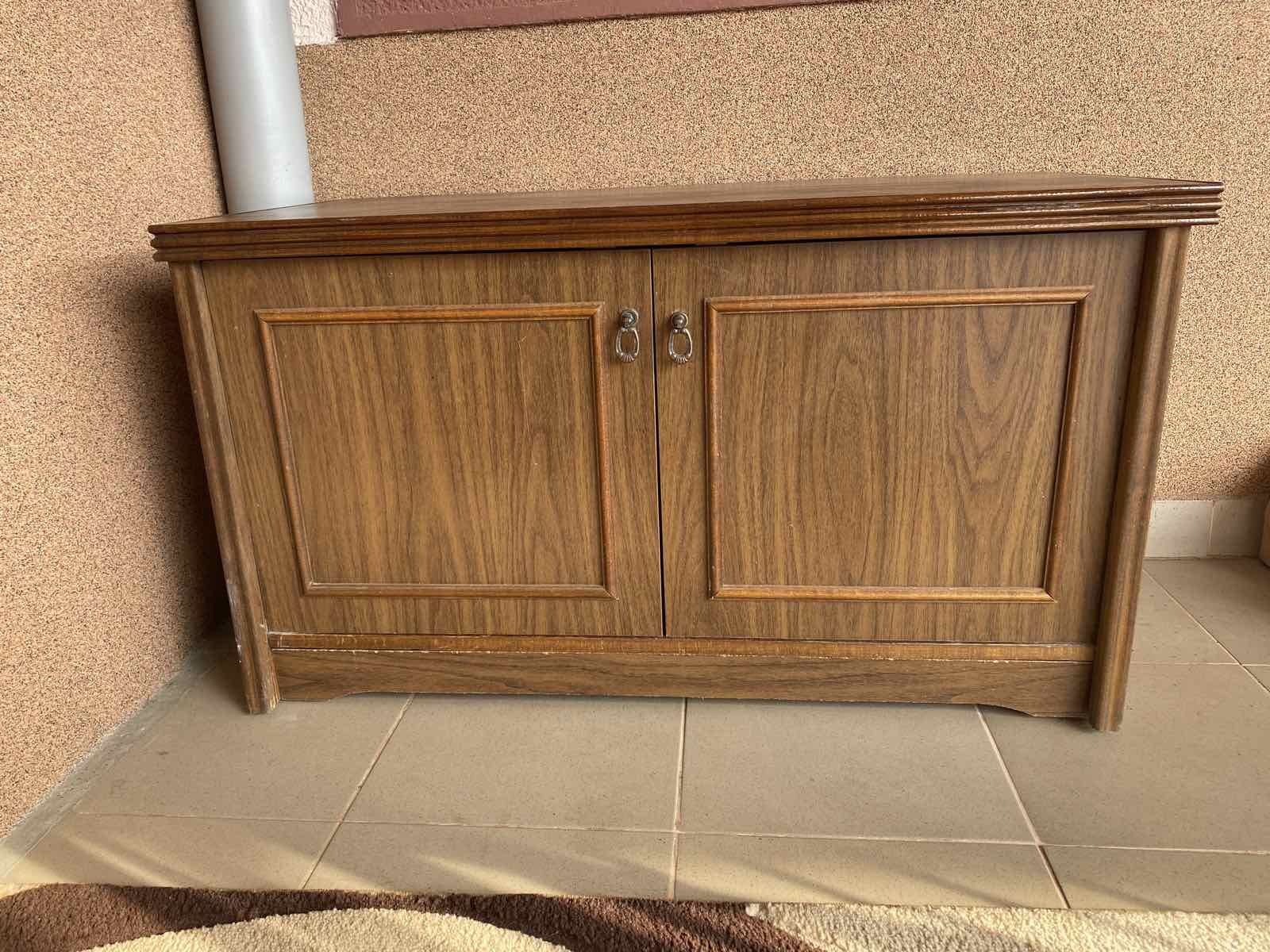 Комод, тумбочка під телевізор