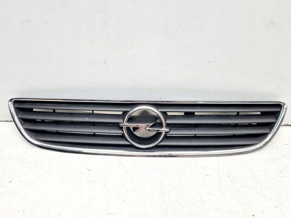 OPEL ZAFIRA A GRILL ATRAPA ZDERZAKA PRZÓD PRZEDNIA