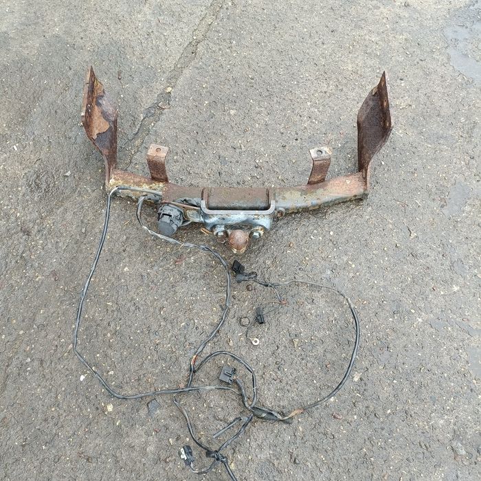 Hak holowniczy Ford Transit mk5 oryginał