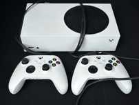 Xbox serie S 256 , 2 pady