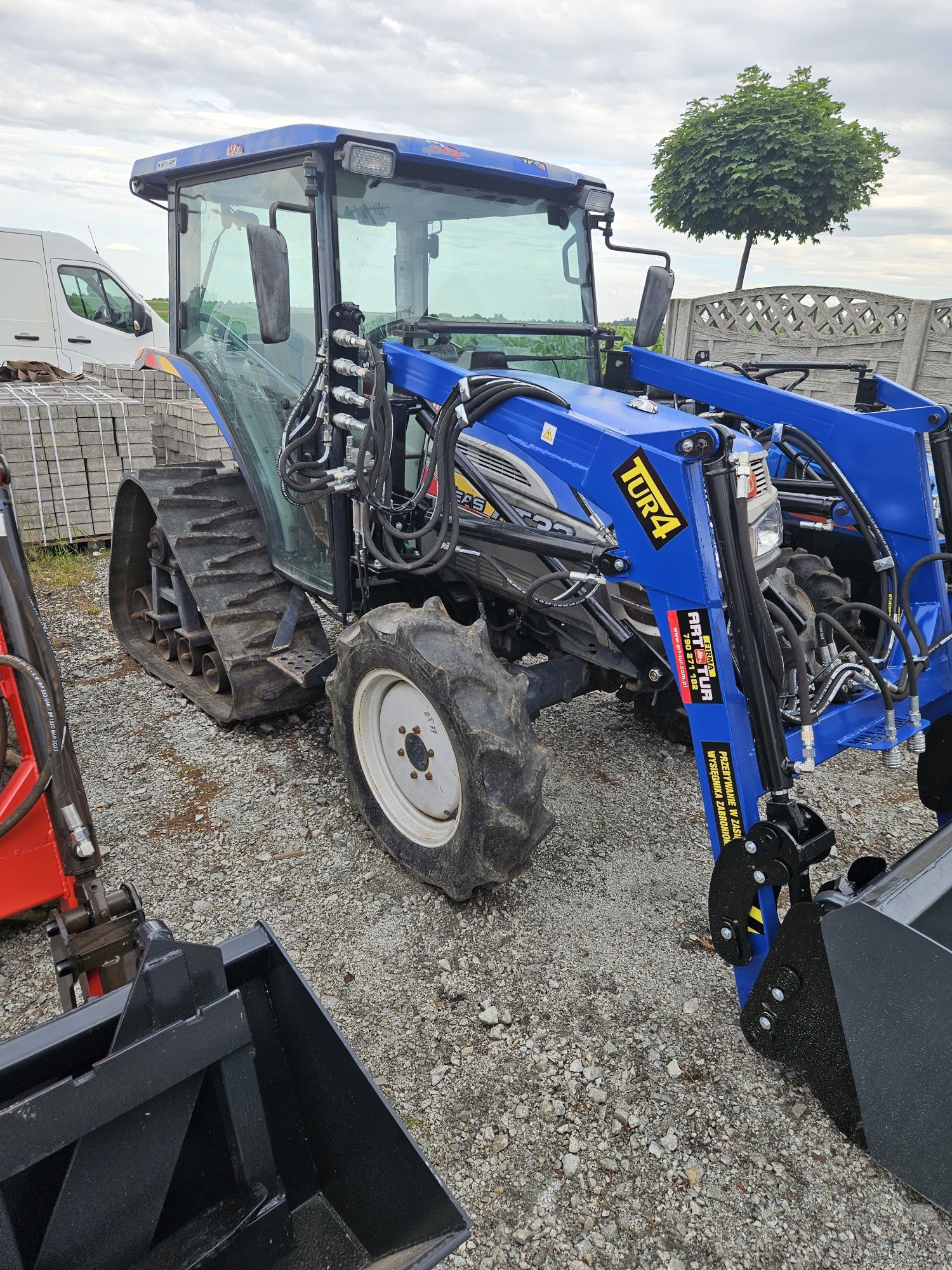 Art-Tur  Ładowacz Tur 4 euro ramka iseki yanmar kubota shibaura