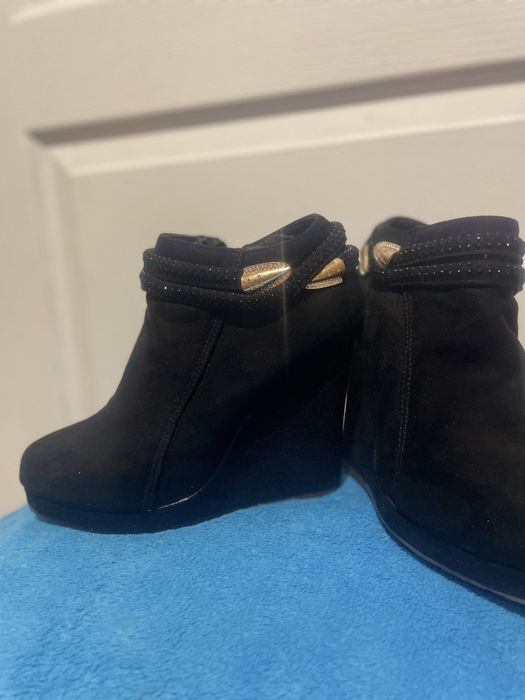 Гарні черевички, стан добрий