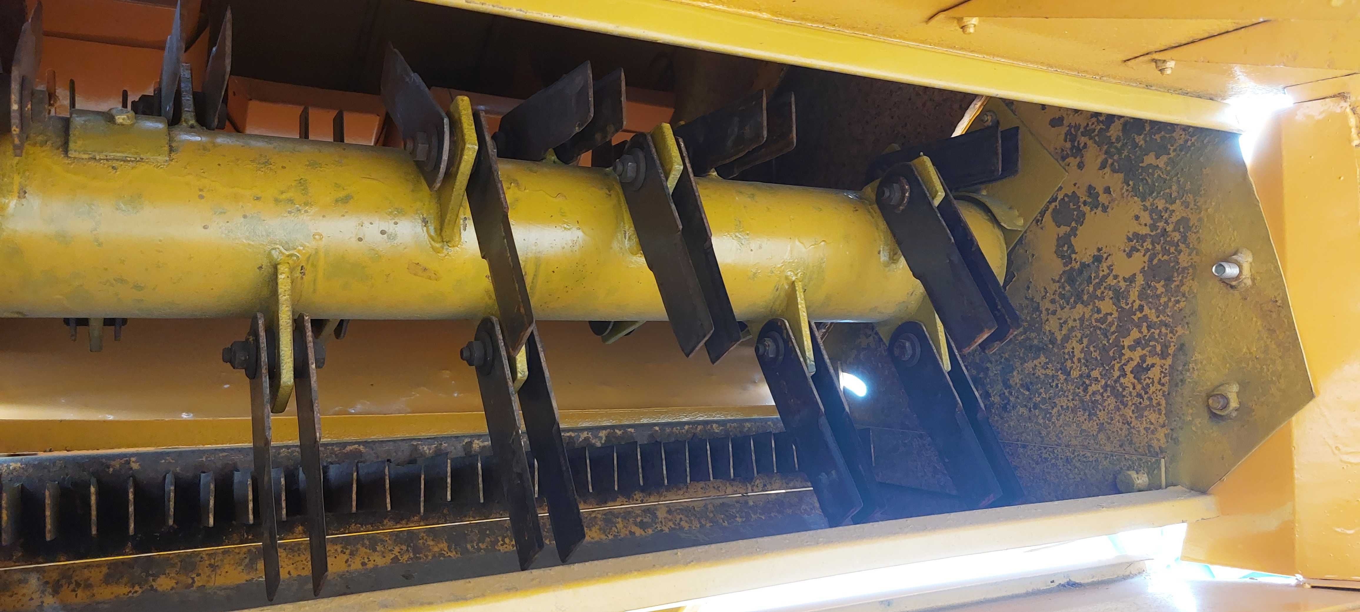 Міні  комбайн зернозбиральний комбайн Sampo 580 2.7м