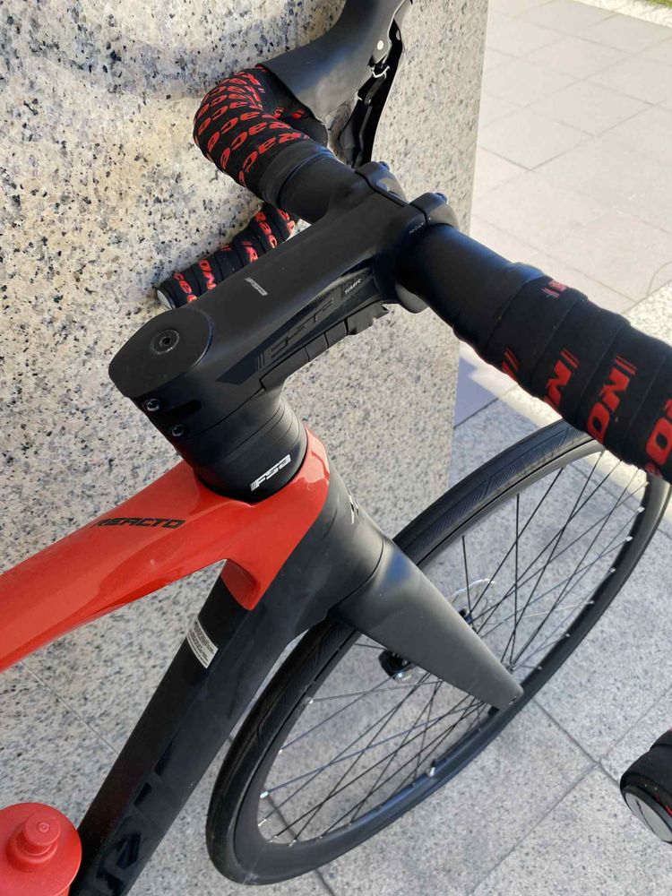 Bicicleta de Estrada Merida Reacto 5000 Carbono (Ultegra)