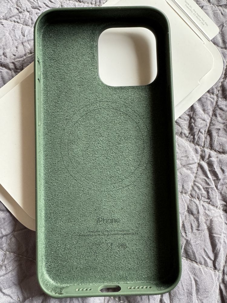 Oryginalne etui APPLE Case MagSafe iPhone 15 Pro Max Cyprys