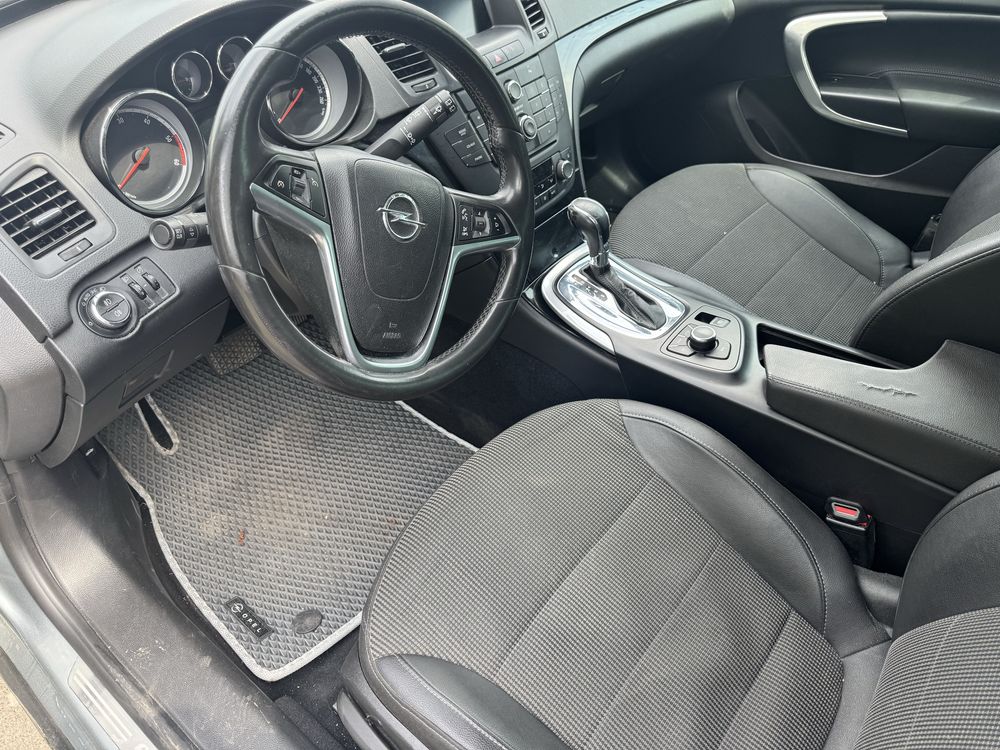 Opel Insignia 2.0D Automat
