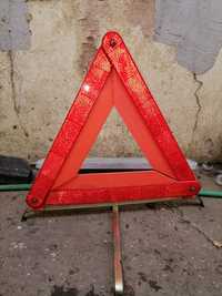Triângulo sinalização para carro