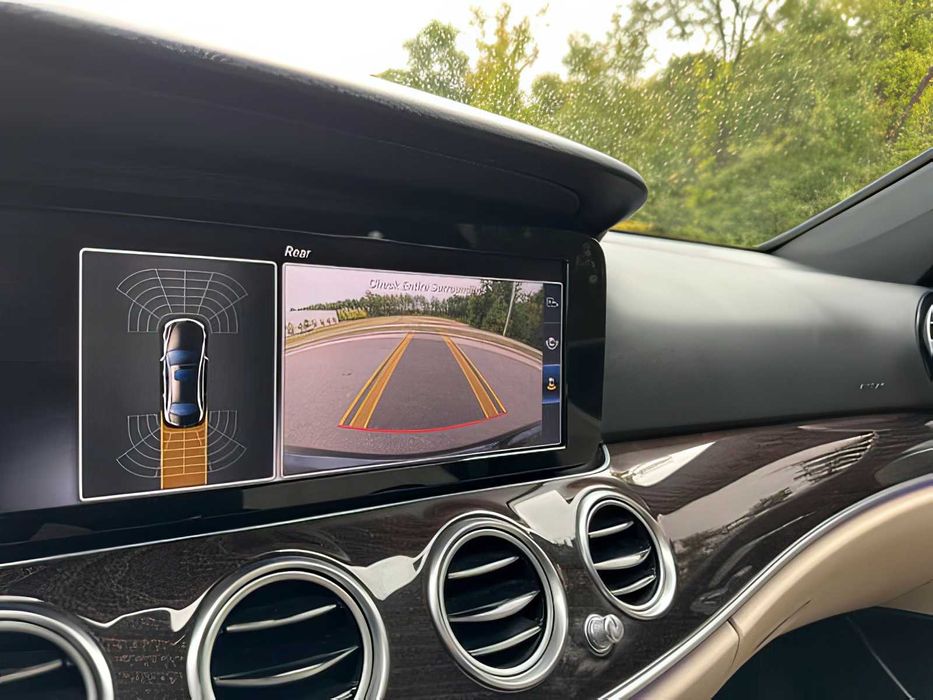 Mercedes-Benz E-Class E 300      2017