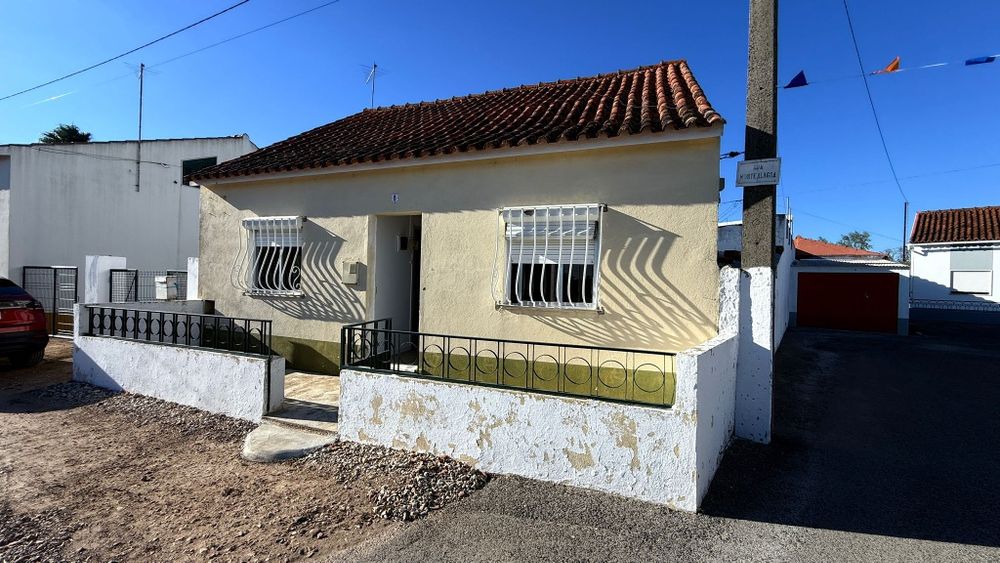 Moradia T3 Remodelada com Despesas Incluídas