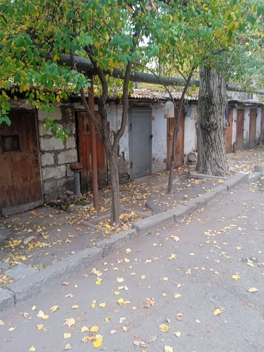 Продам подсобное помещение, сарай.Гараж для мото/вело