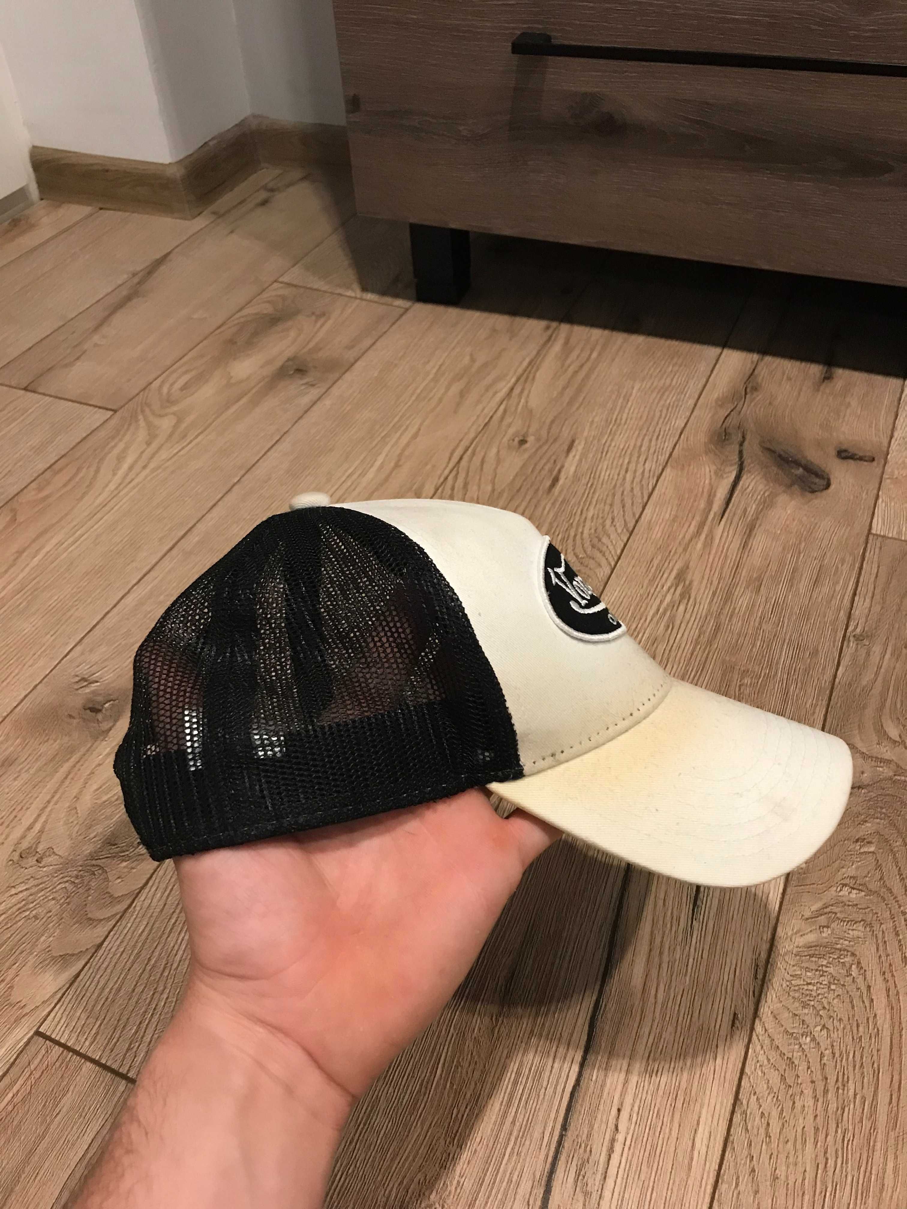 Czapka z daszkiem Von Dutch