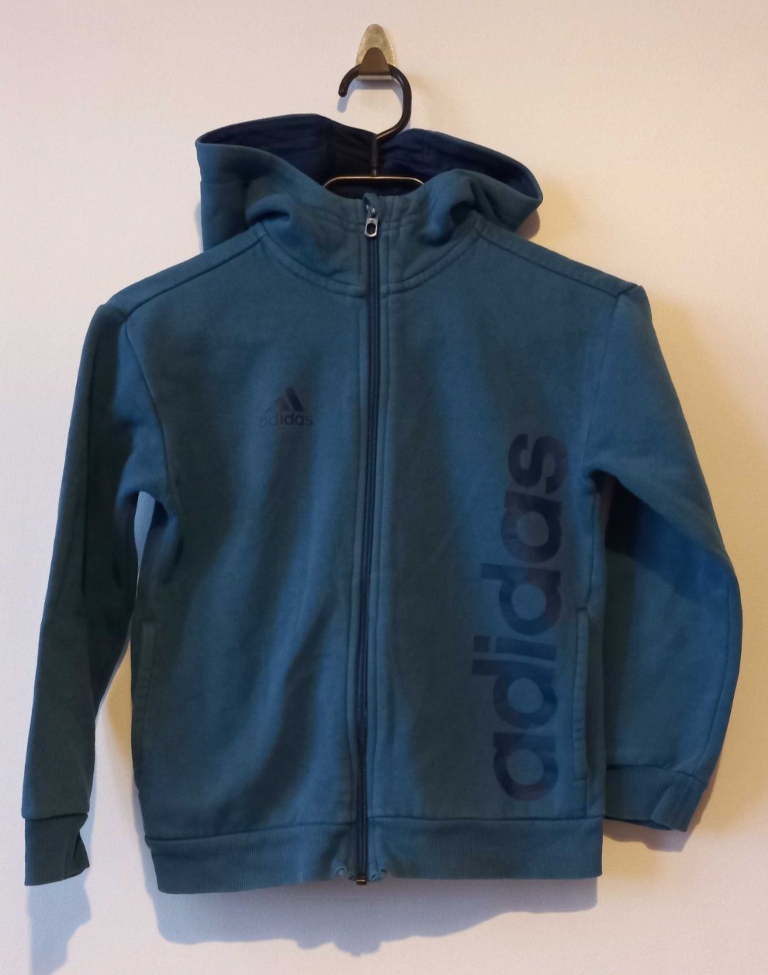 Niebieska bluza Adidas 7/8 lat