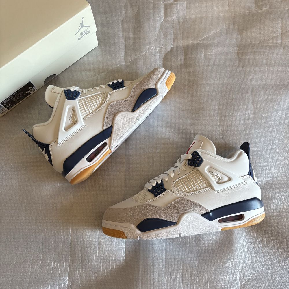 Nike SB x Air Jordan 4