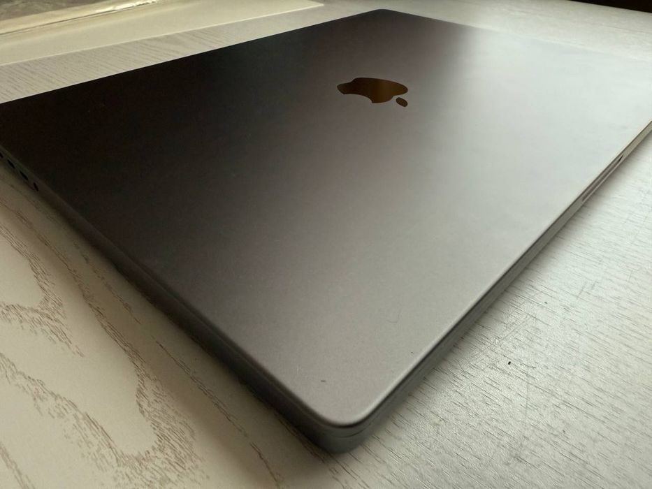Macbook pro 16 m1 pro/16/1тб