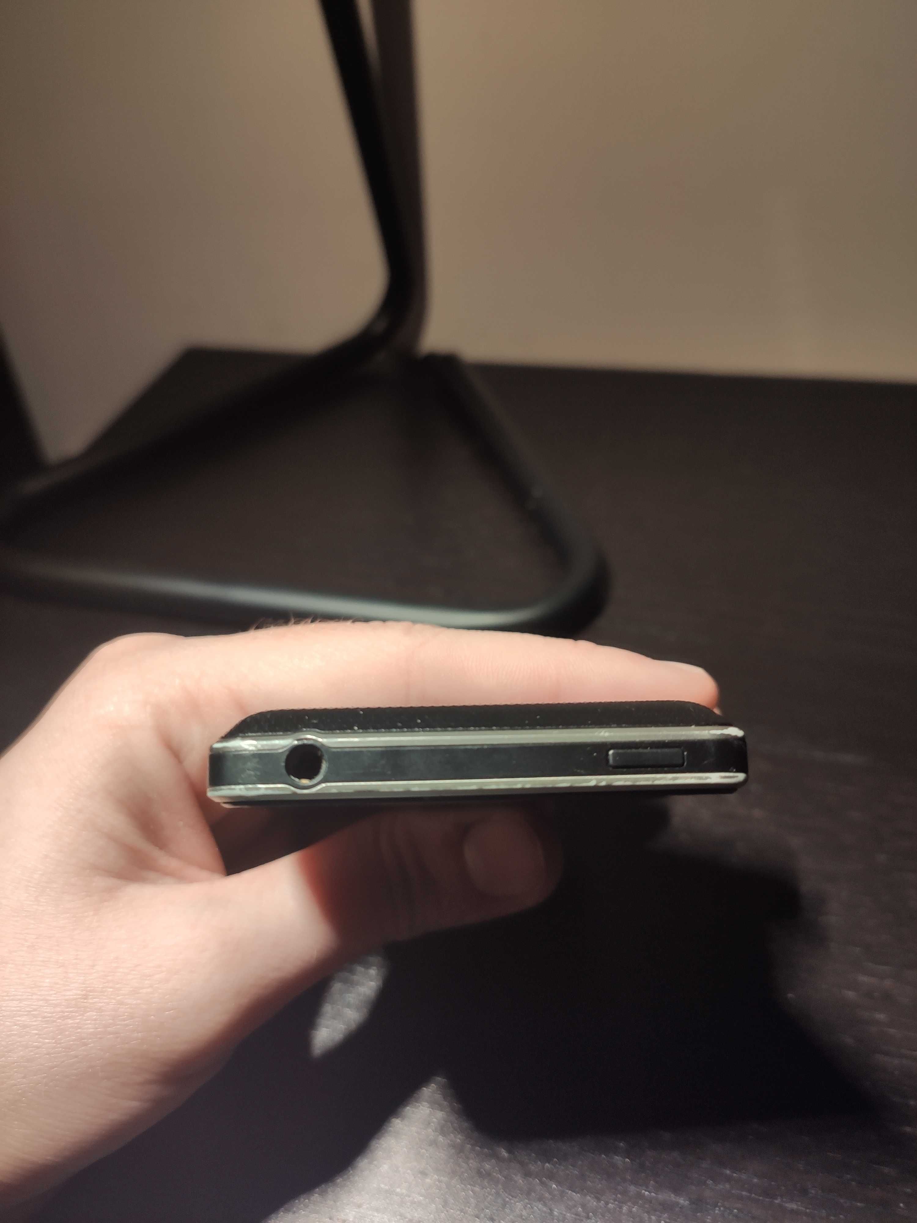 LG T385 Preto Desbloqueado com Carregador Original