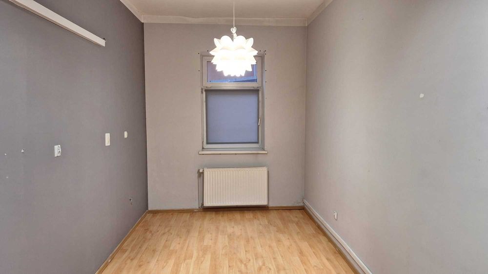 lokal usługowy 18 m2 ,